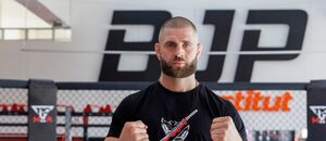 Jiří Procházka ve svém BJP Institutu v Brně Jiří Procházka ve svém BJP Institutu v Brně